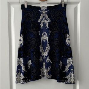 BCBGMaxAzria Size S Silk-Blend Flare Knit Skirt - Blue/Black